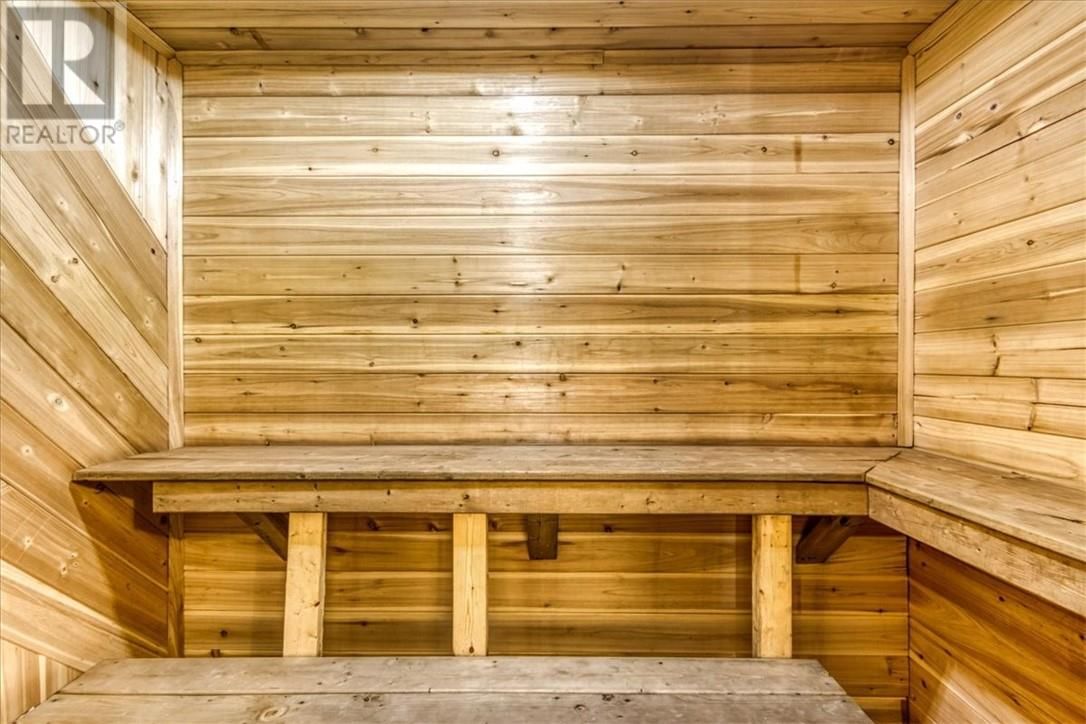 1004 DUBLIN STREET Image 23