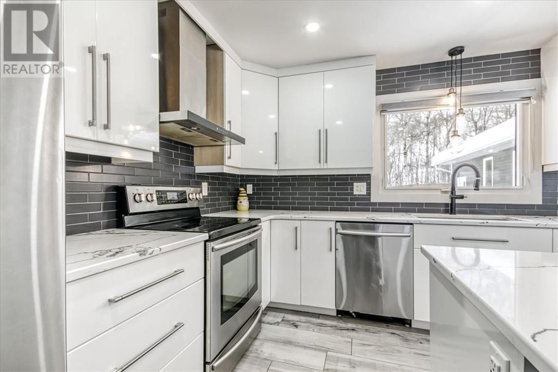 1004 DUBLIN STREET Image 5