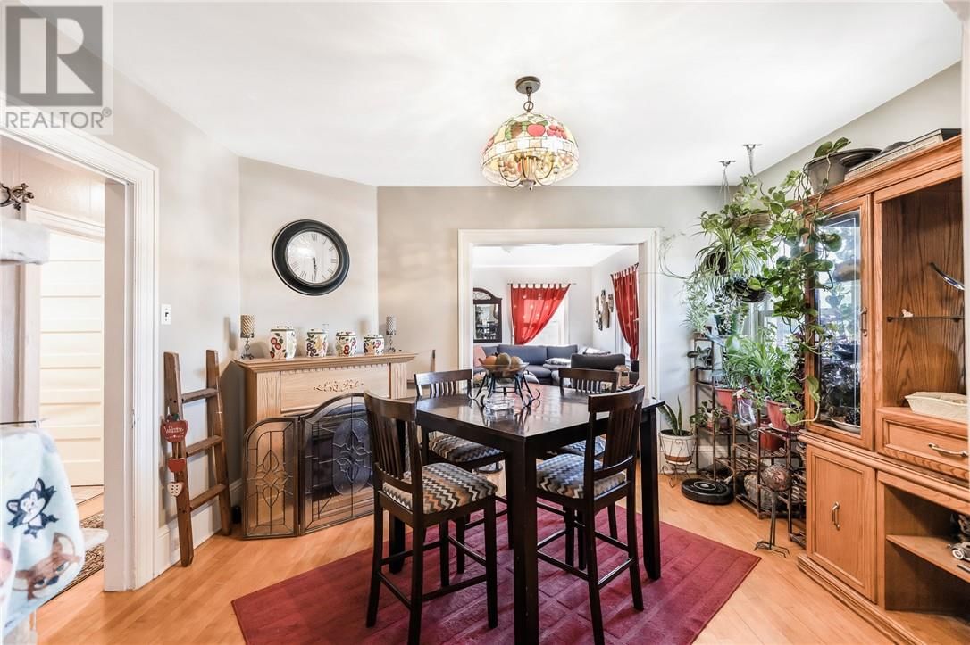 402 FROOD ROAD Image 59