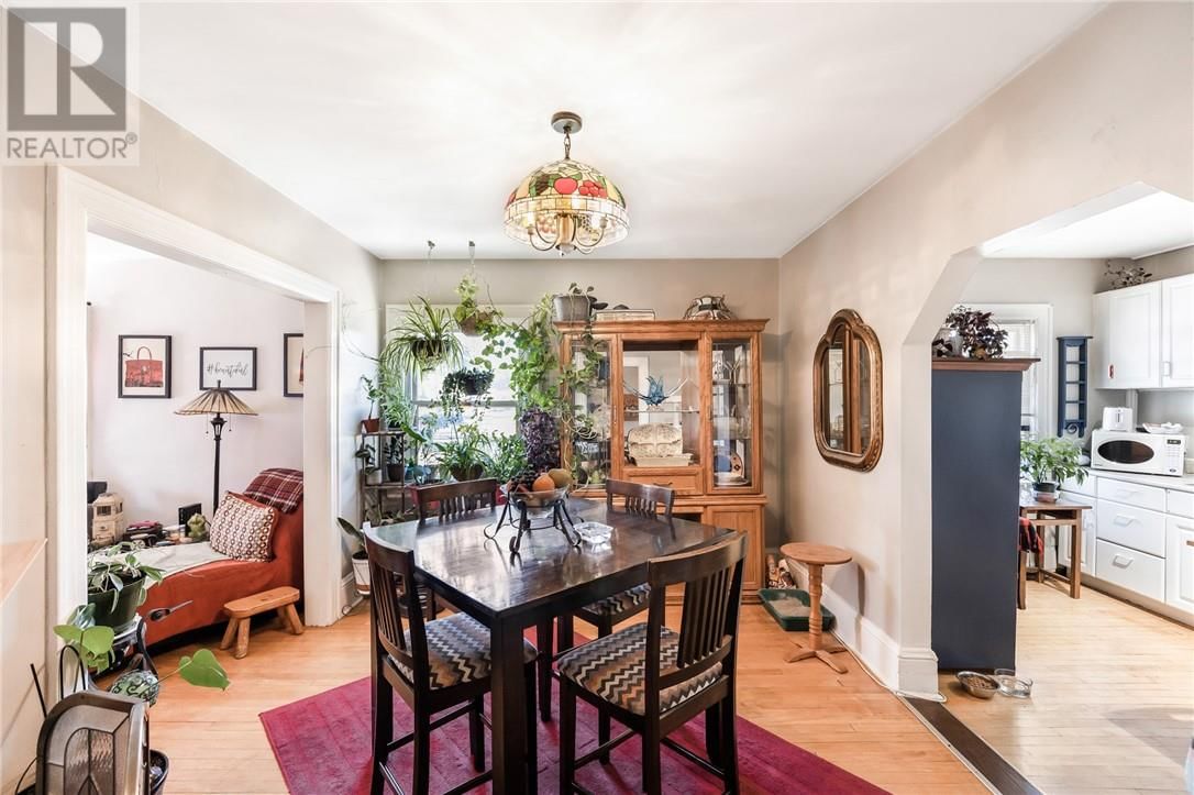 402 FROOD ROAD Image 60