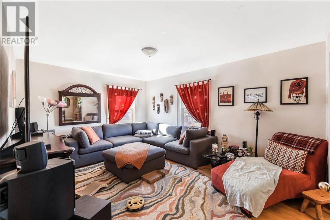 402 FROOD ROAD Image 64