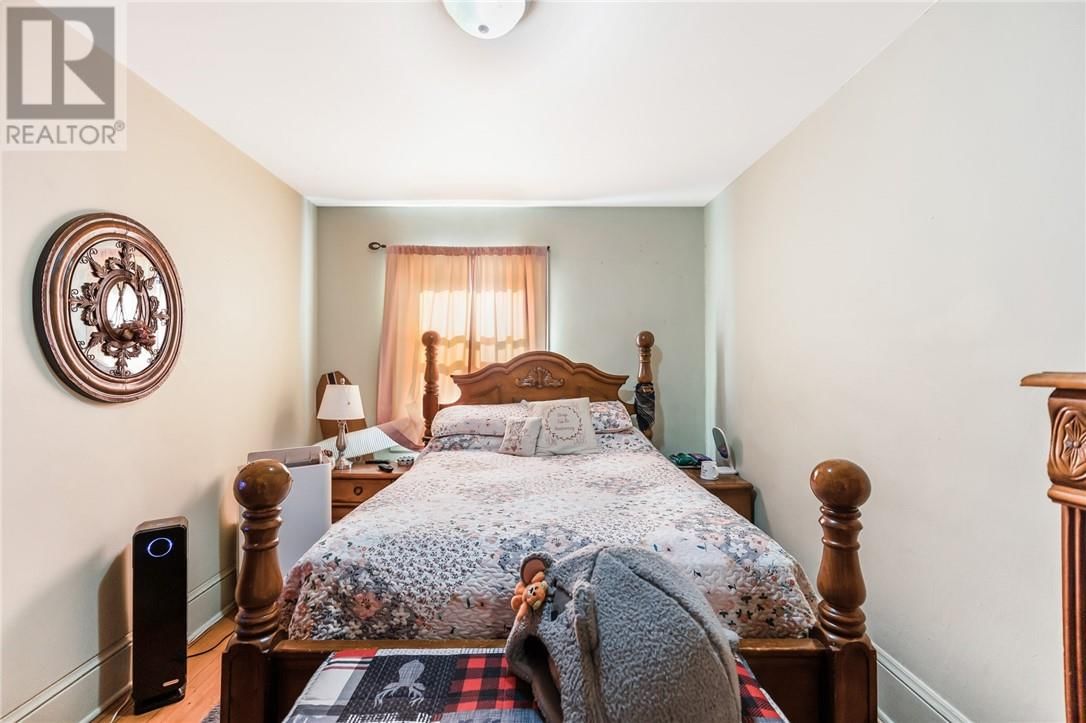 402 FROOD ROAD Image 65