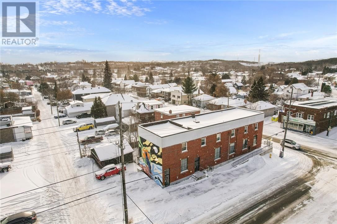 402 FROOD ROAD Image 74