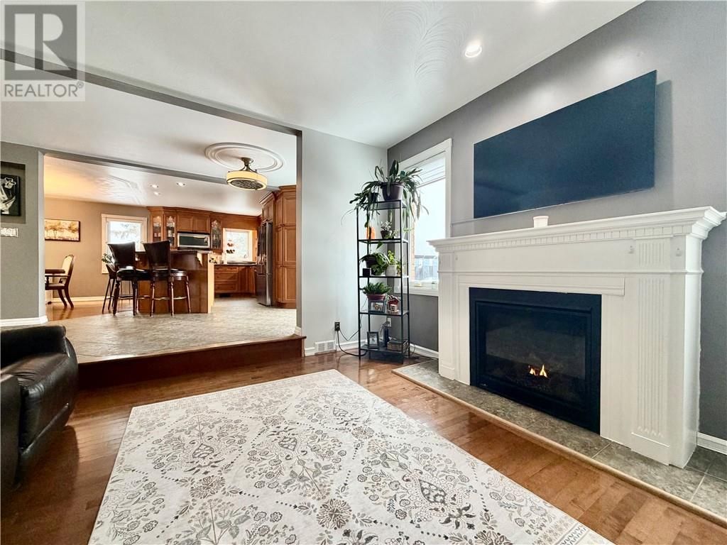 139 FORESTDALE DRIVE Image 13