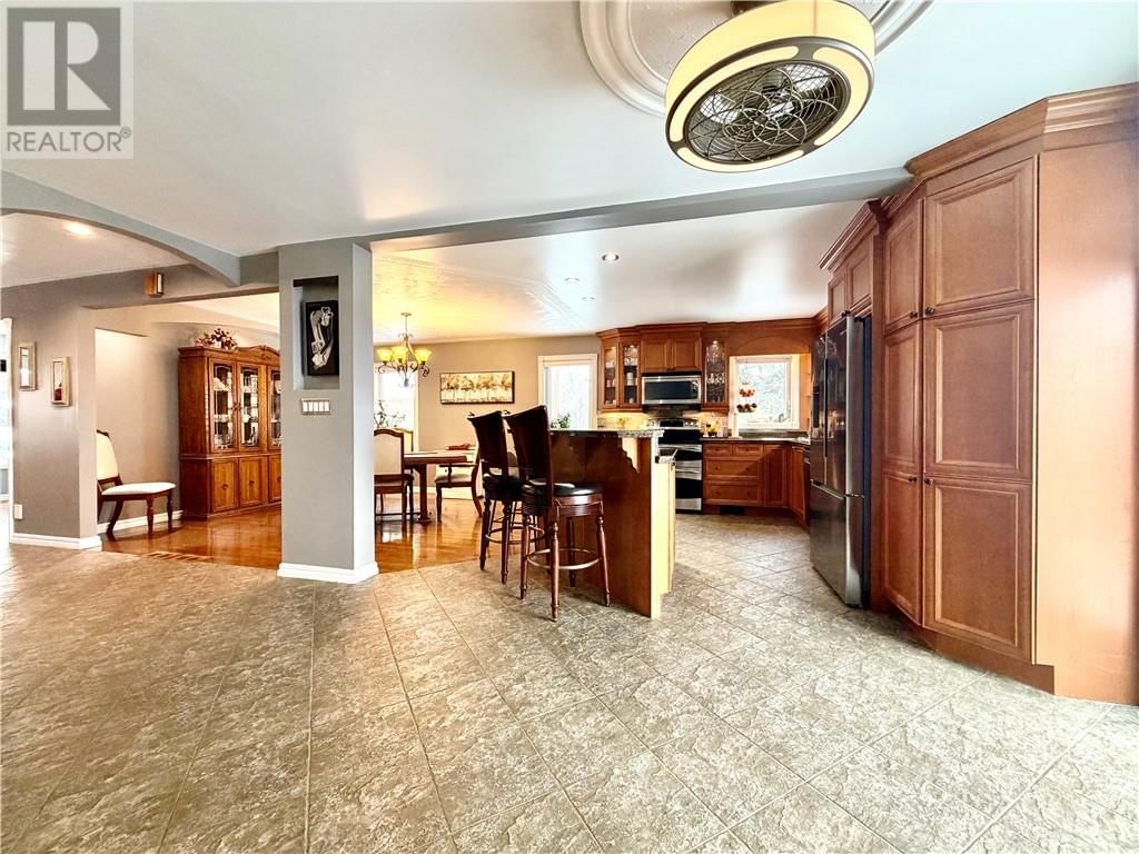 139 FORESTDALE DRIVE Image 14