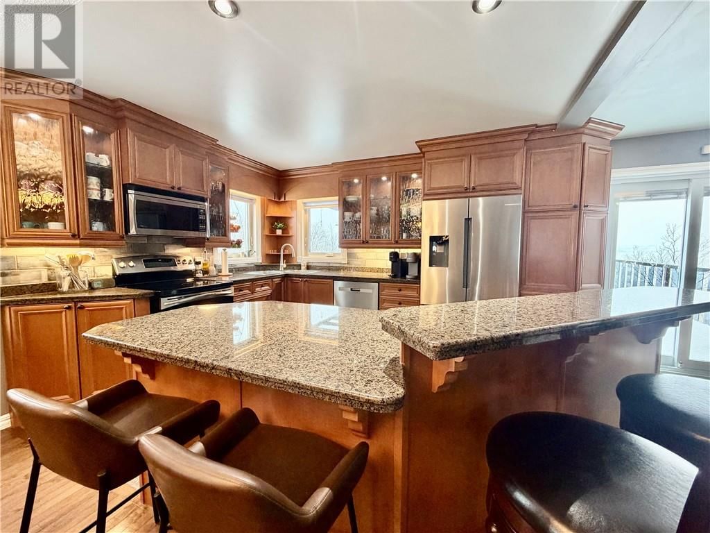 139 FORESTDALE DRIVE Image 18