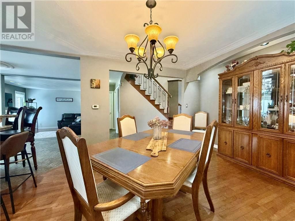 139 FORESTDALE DRIVE Image 26