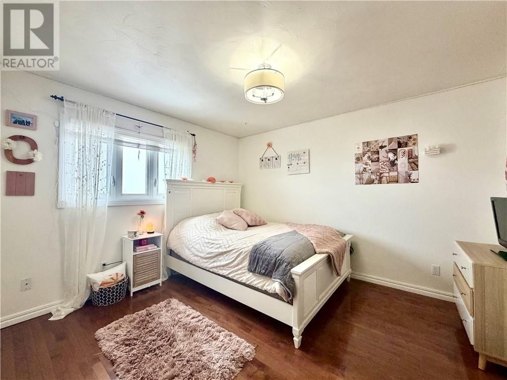 139 FORESTDALE DRIVE Image 37