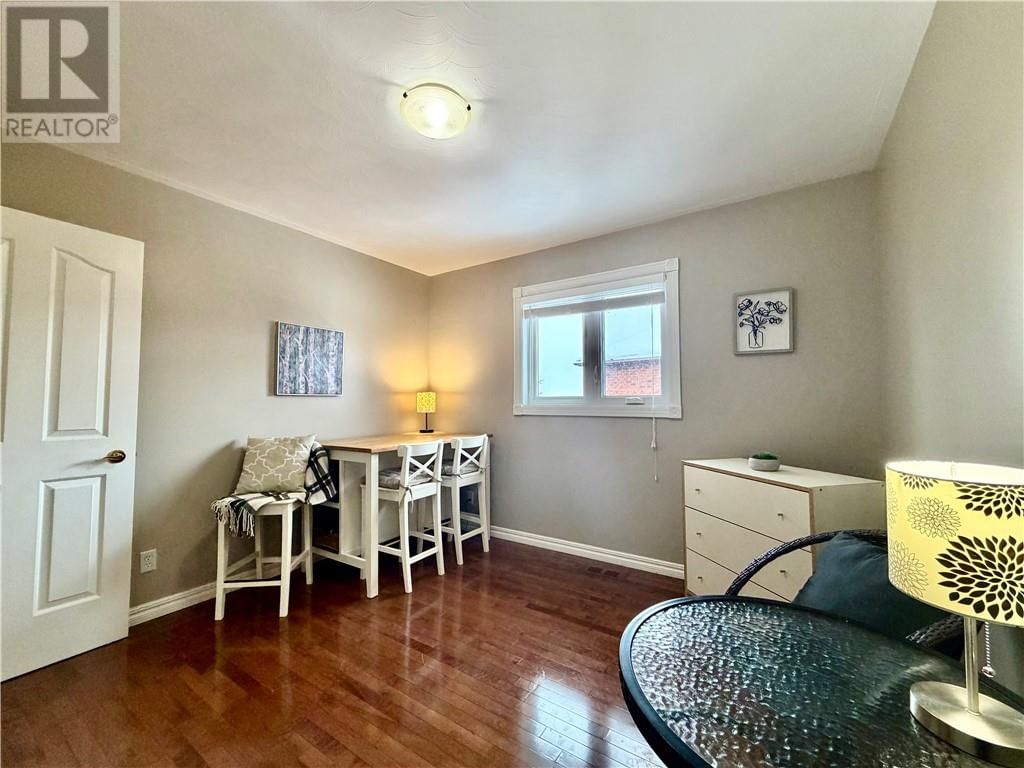 139 FORESTDALE DRIVE Image 41