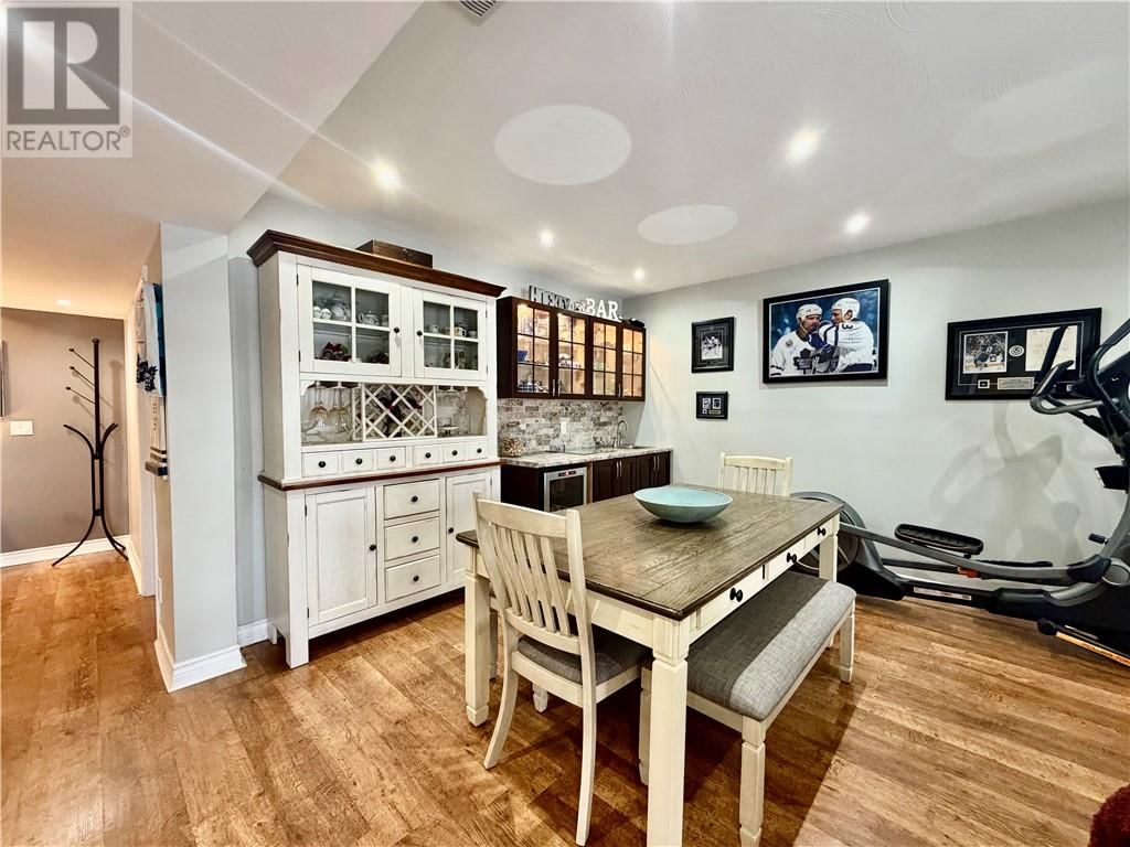 139 FORESTDALE DRIVE Image 48