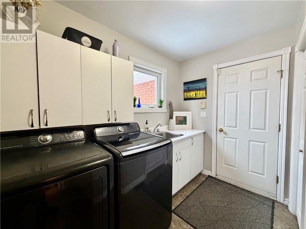 139 FORESTDALE DRIVE Image 60