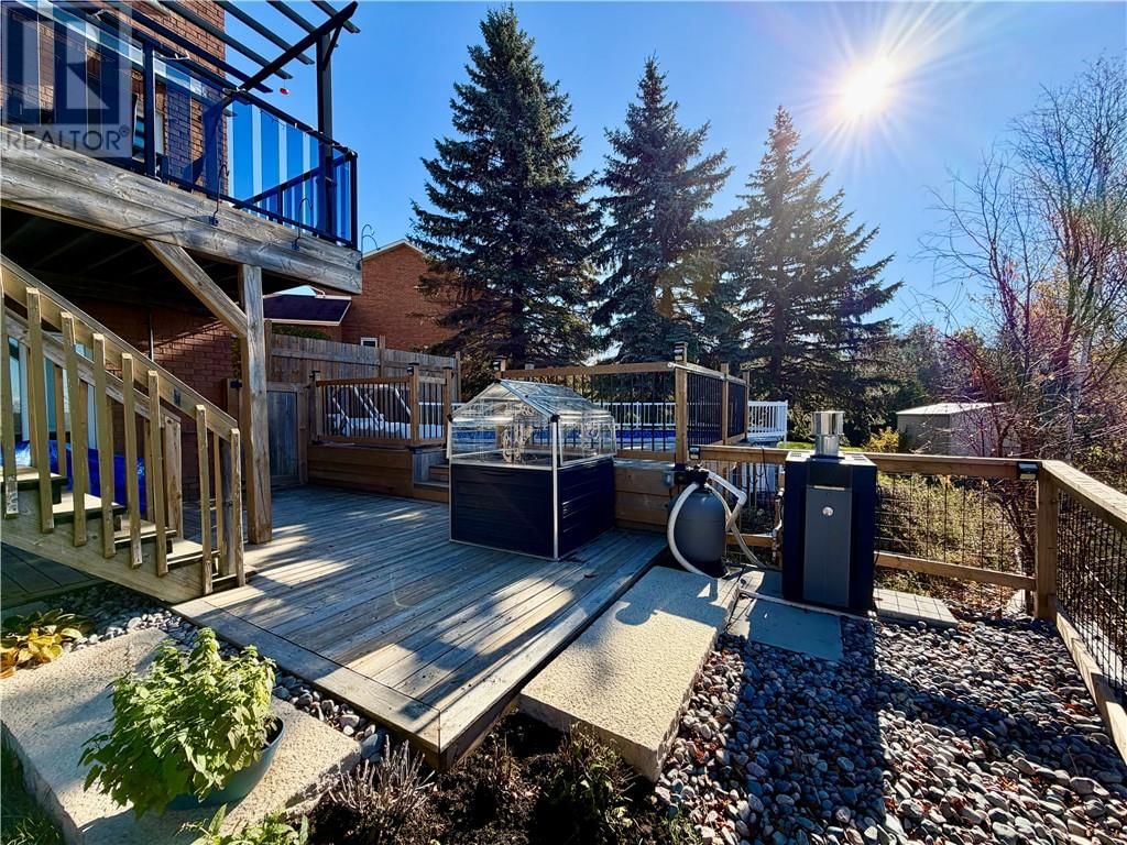 139 FORESTDALE DRIVE Image 68