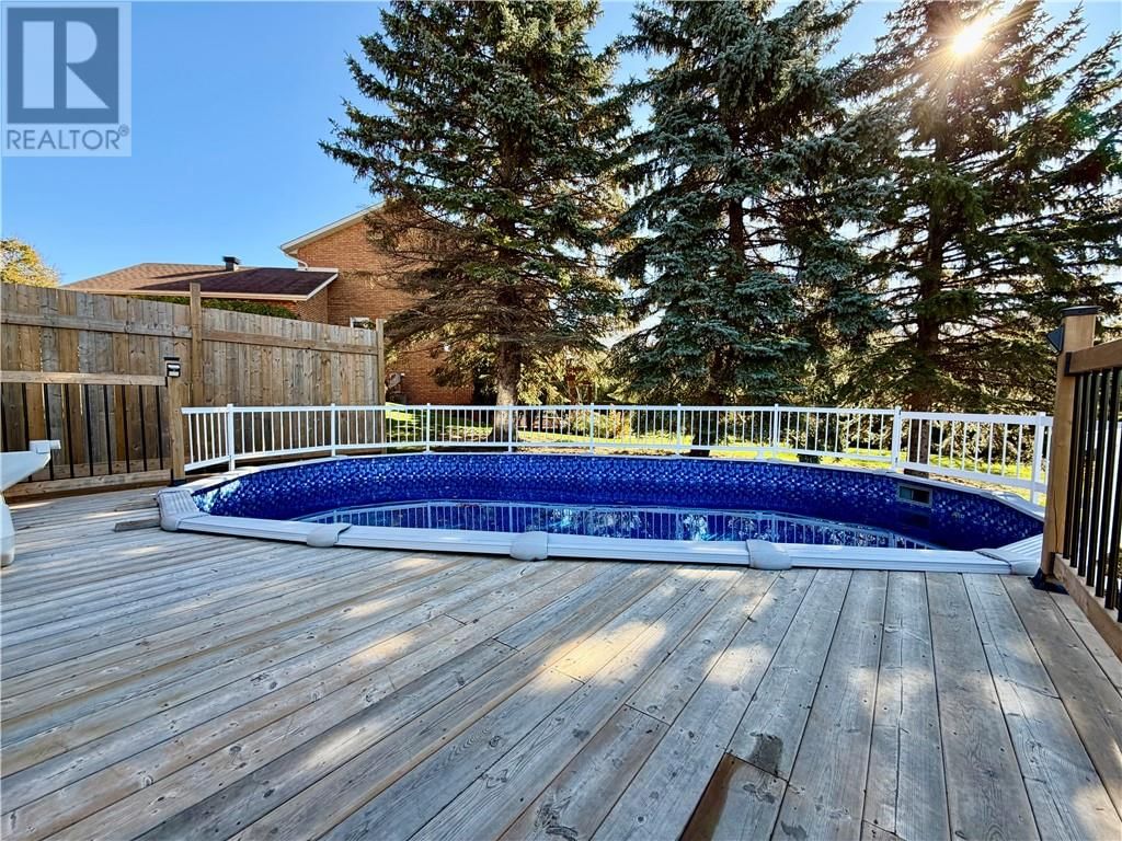 139 FORESTDALE DRIVE Image 71