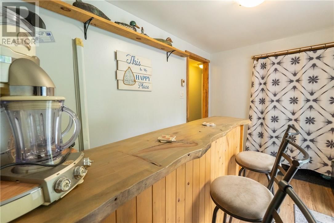 62 HIGHWAY 17 E Image 20