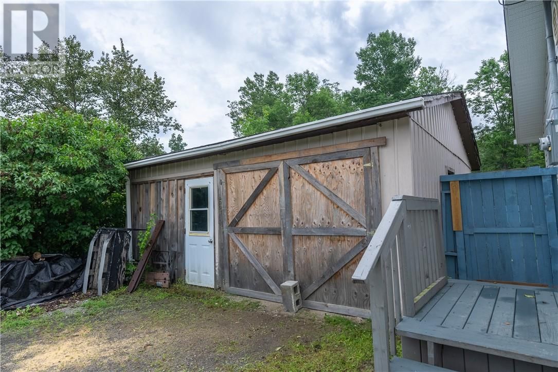 62 HIGHWAY 17 E Image 28