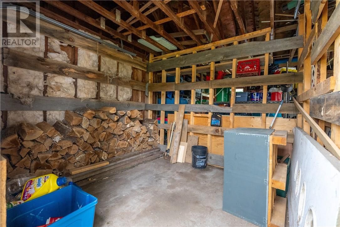 62 HIGHWAY 17 E Image 29