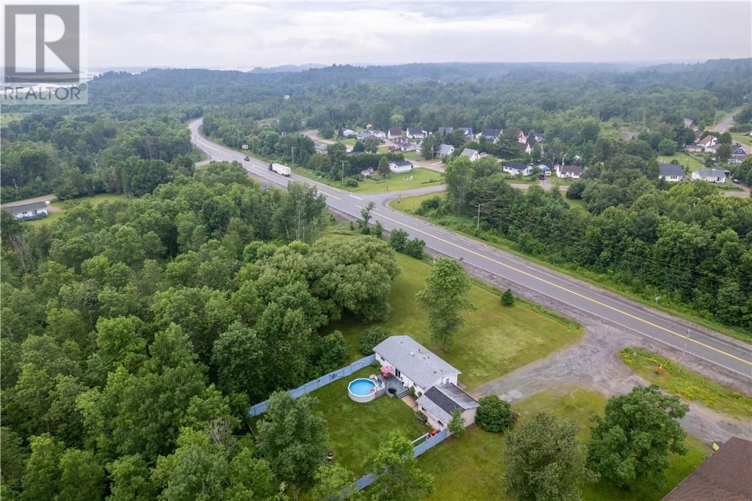 62 HIGHWAY 17 E Image 31