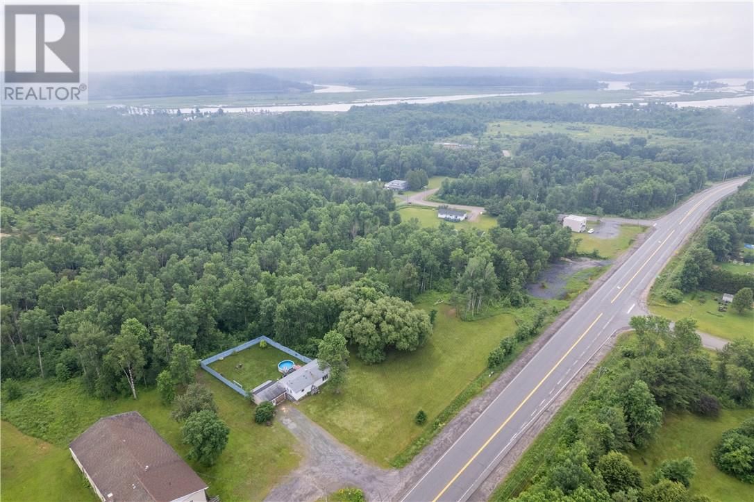 62 HIGHWAY 17 E Image 32