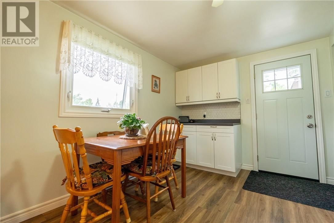 62 HIGHWAY 17 E Image 7