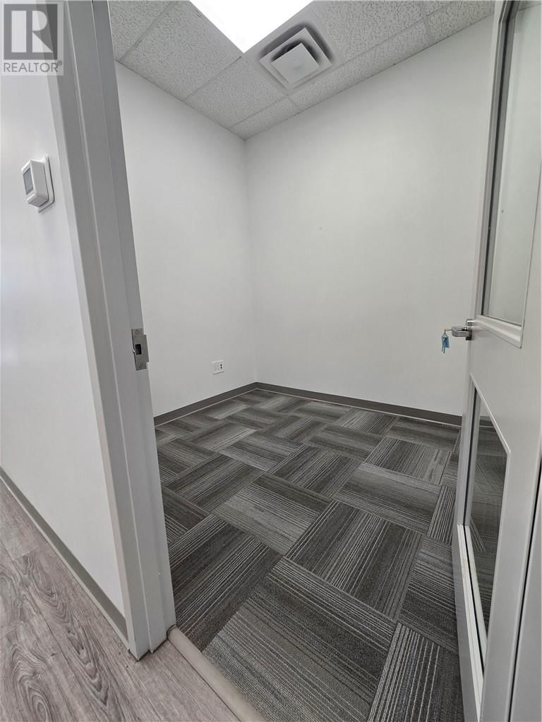 175-180 - 43 ELM STREET Image 20