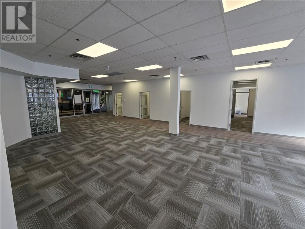 175-180 - 43 ELM STREET Image 8