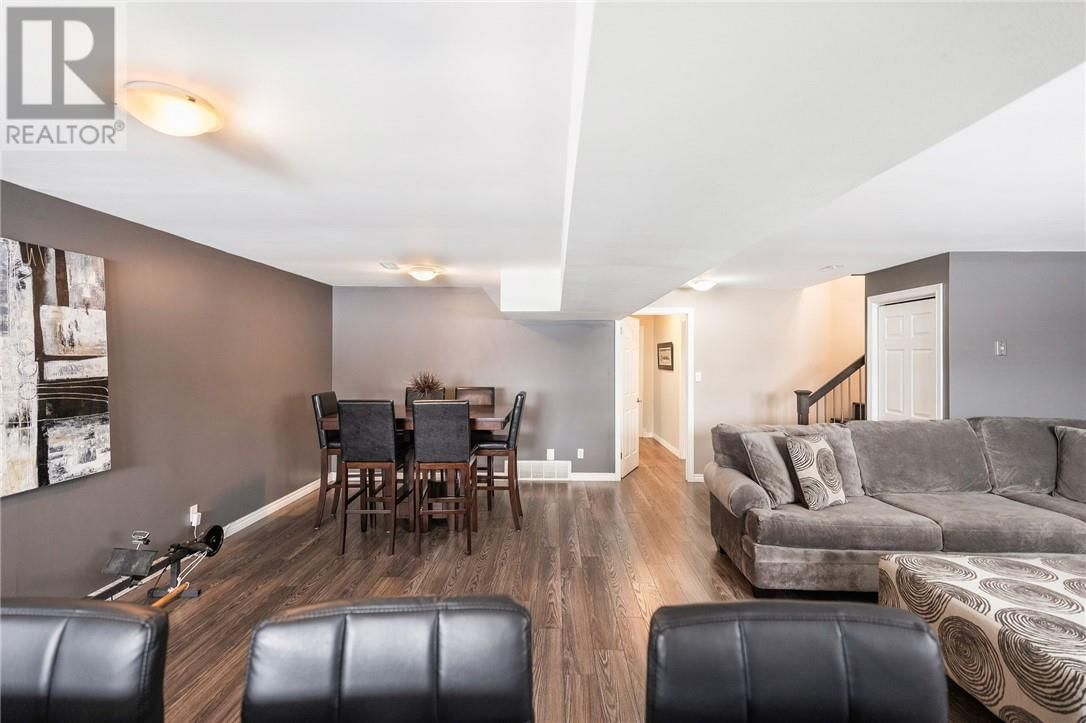 238 GOLD STREET Image 37