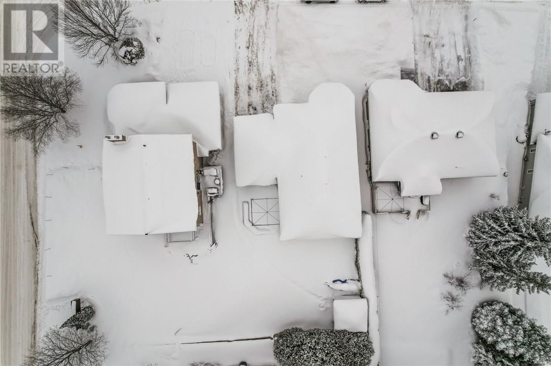 238 GOLD STREET Image 6