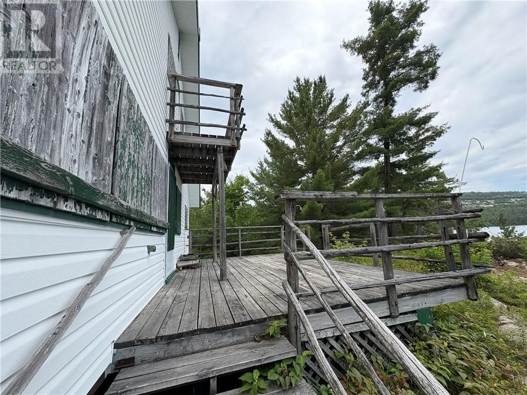 418 THREE NARROW LAKE Image 22