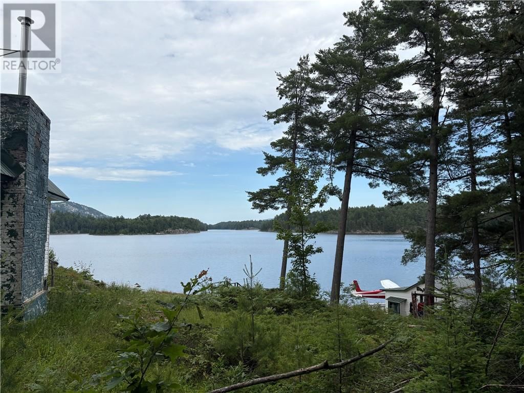 418 THREE NARROW LAKE Image 25