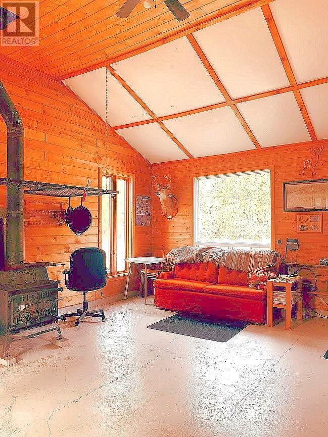 494 WALKHOUSE ROAD Image 11