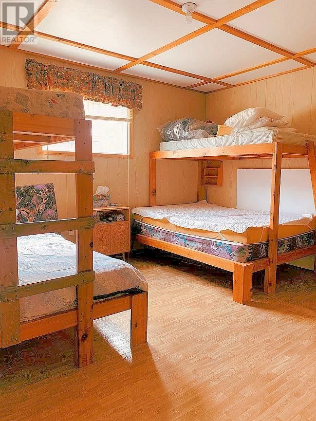 494 WALKHOUSE ROAD Image 14