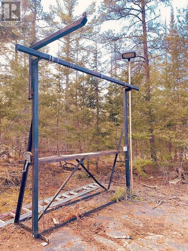 494 WALKHOUSE ROAD Image 35