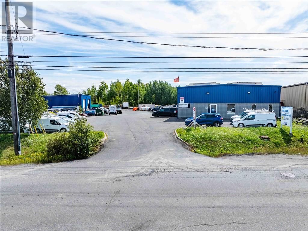 A - 125 MAGILL STREET Image 6