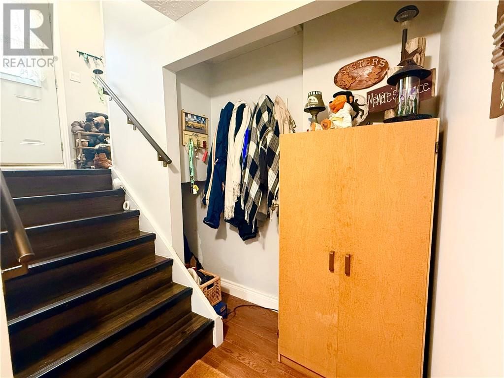 7 CONFEDERATION STREET Image 22