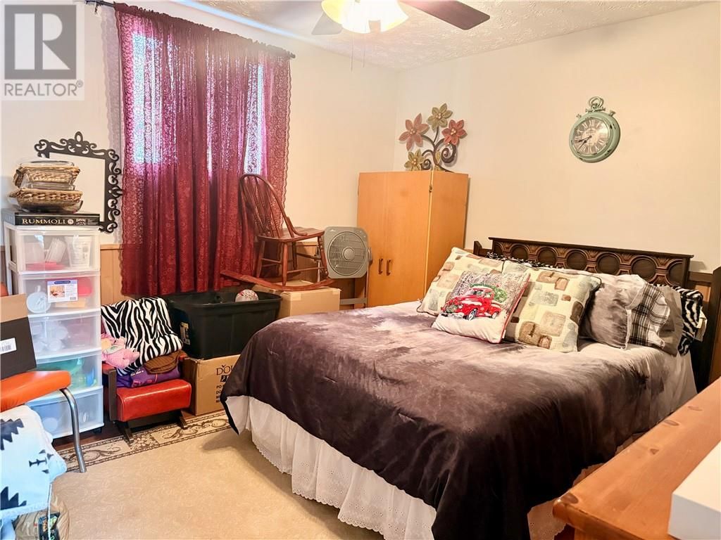 7 CONFEDERATION STREET Image 30