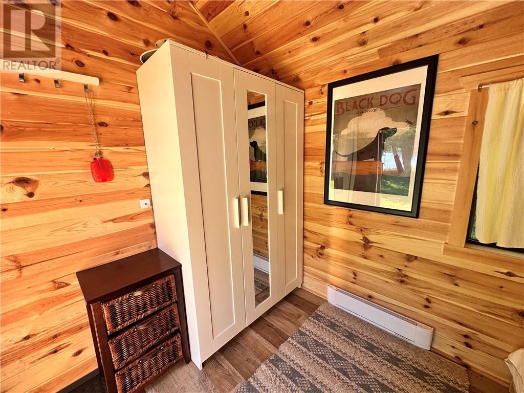 58 PICNIC POINT LANE Image 16