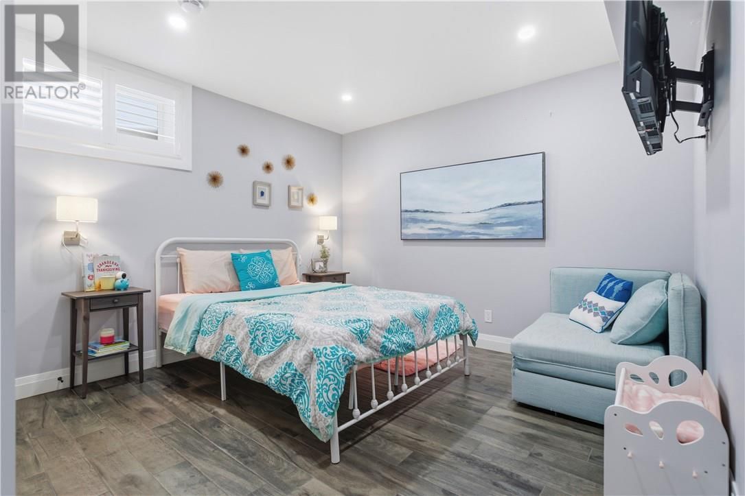 85 BIRMINGHAM DRIVE Image 46