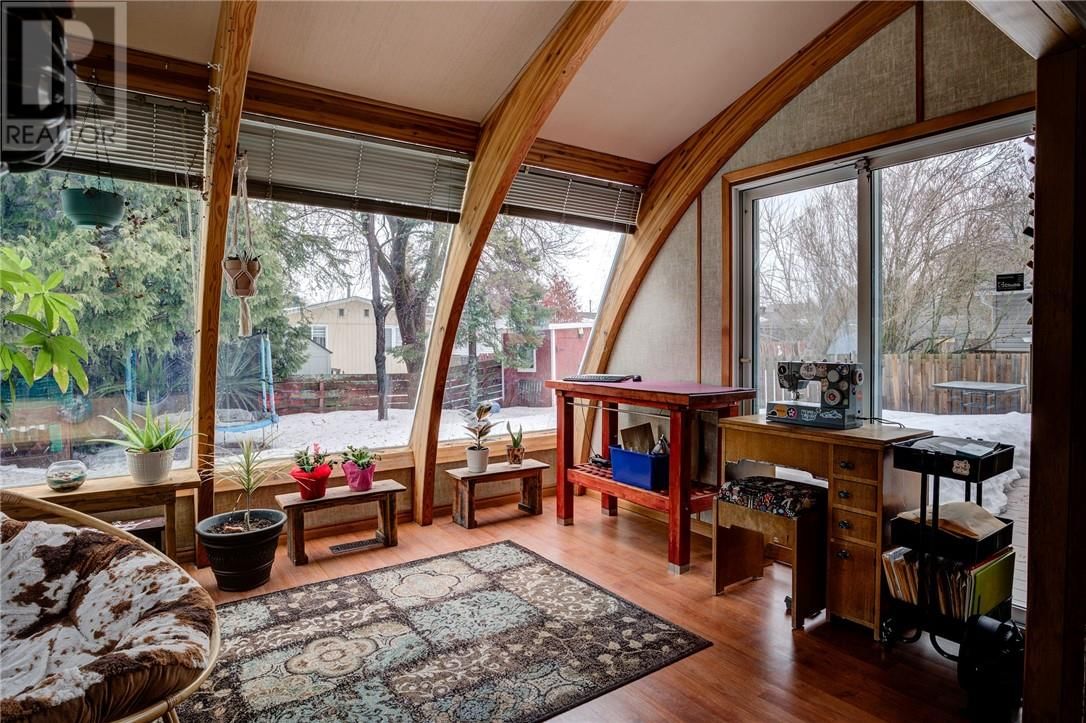 2079 HEBERT STREET Image 7