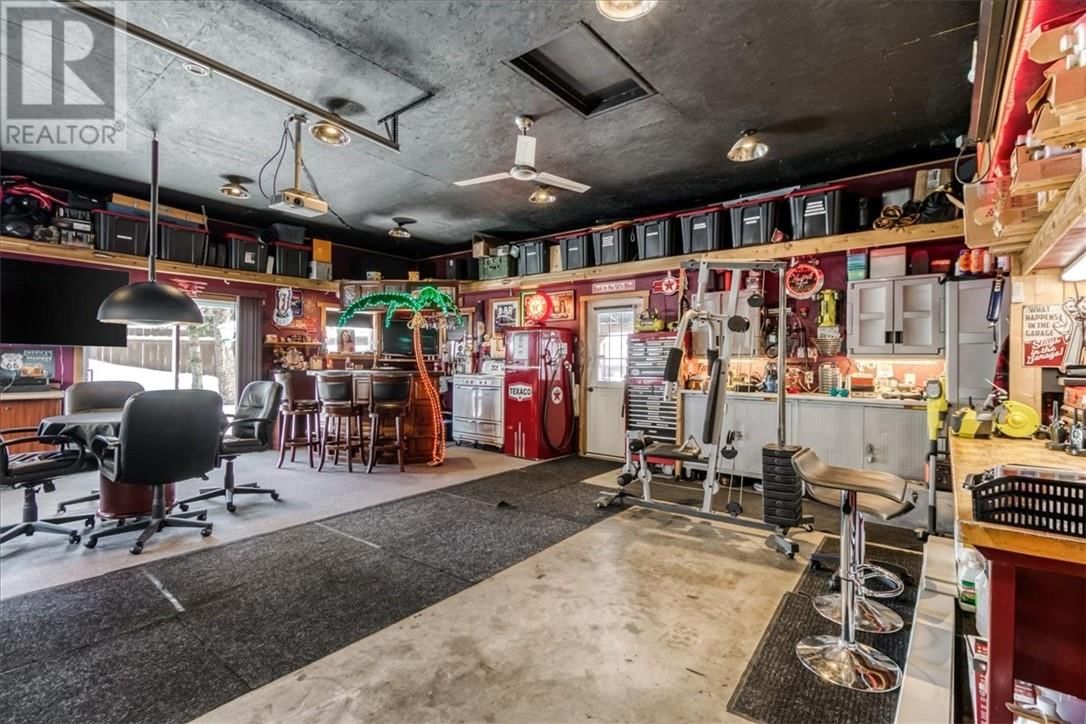 249 7TH AVENUE Image 34