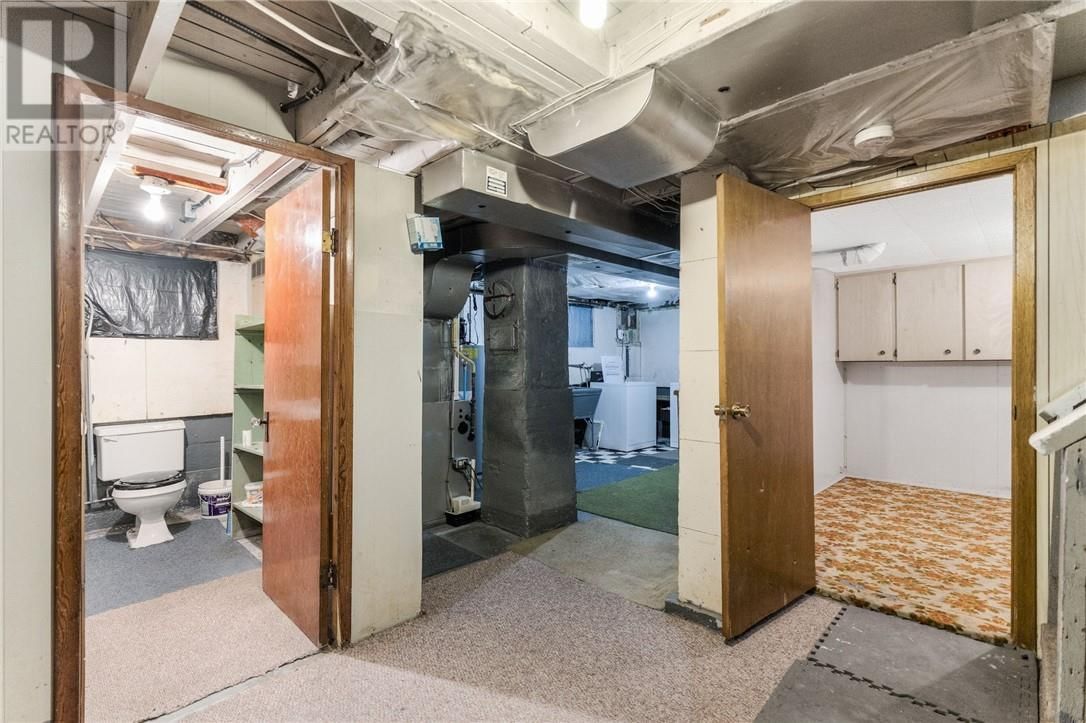 1078 MADELEINE AVENUE Image 24