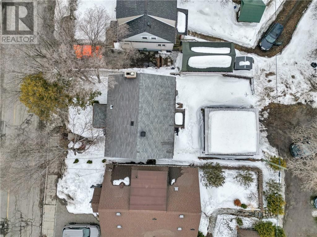 94 DOUGLAS STREET Image 3