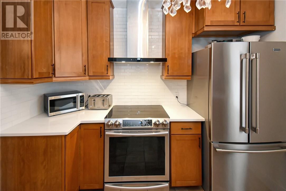 94 DOUGLAS STREET Image 8