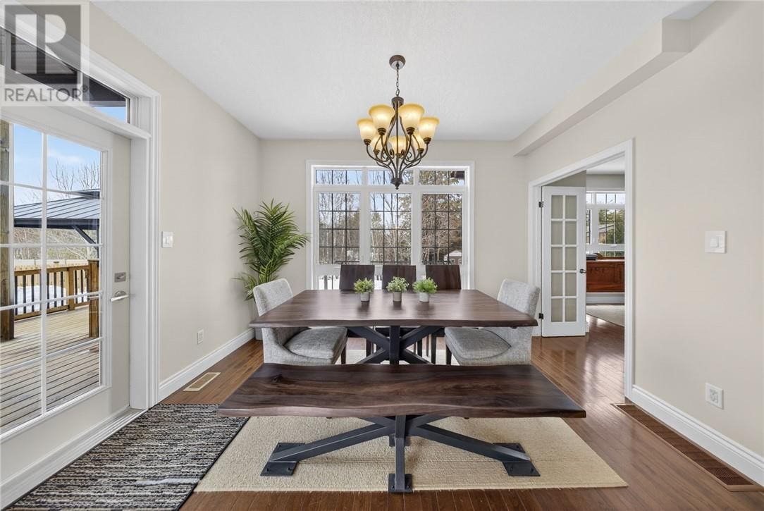 1014 TOYA COURT Image 11