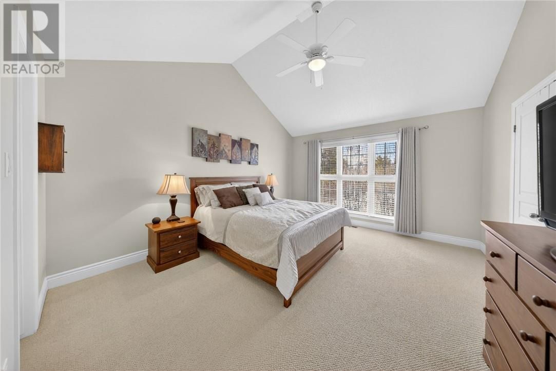 1014 TOYA COURT Image 24