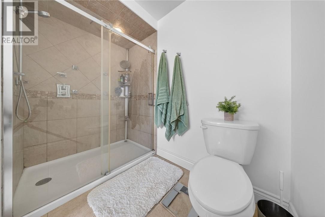 1014 TOYA COURT Image 31