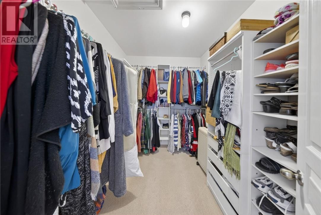 1014 TOYA COURT Image 33