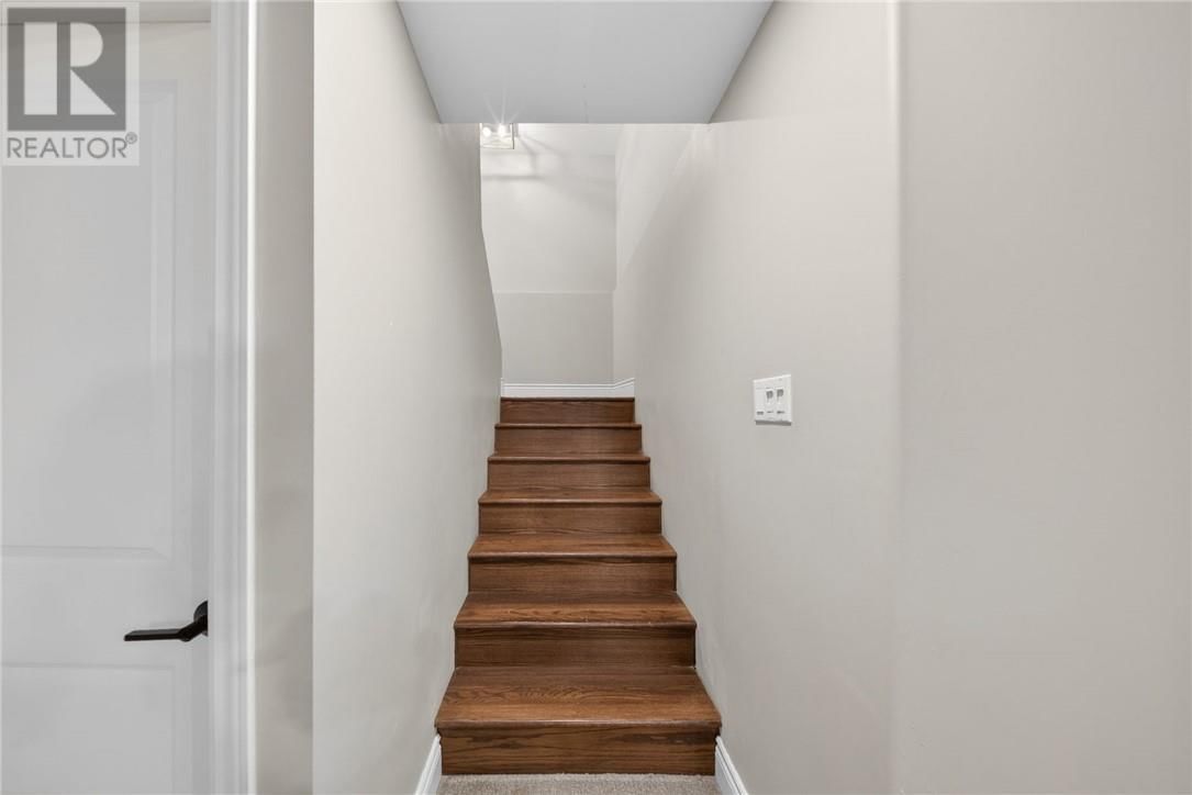 1014 TOYA COURT Image 43