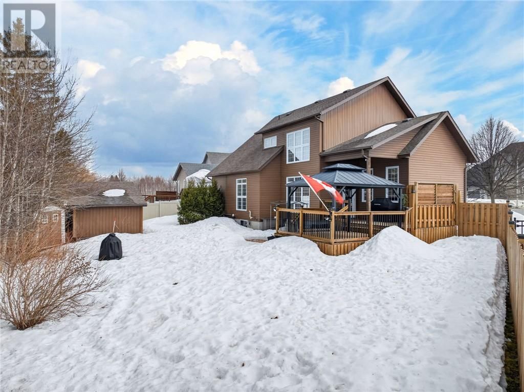 1014 TOYA COURT Image 70