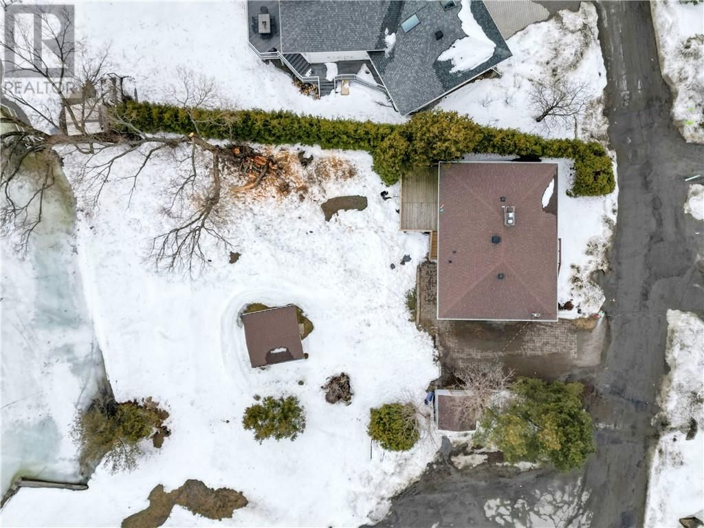 488 LAKE POINT CRT Image 11