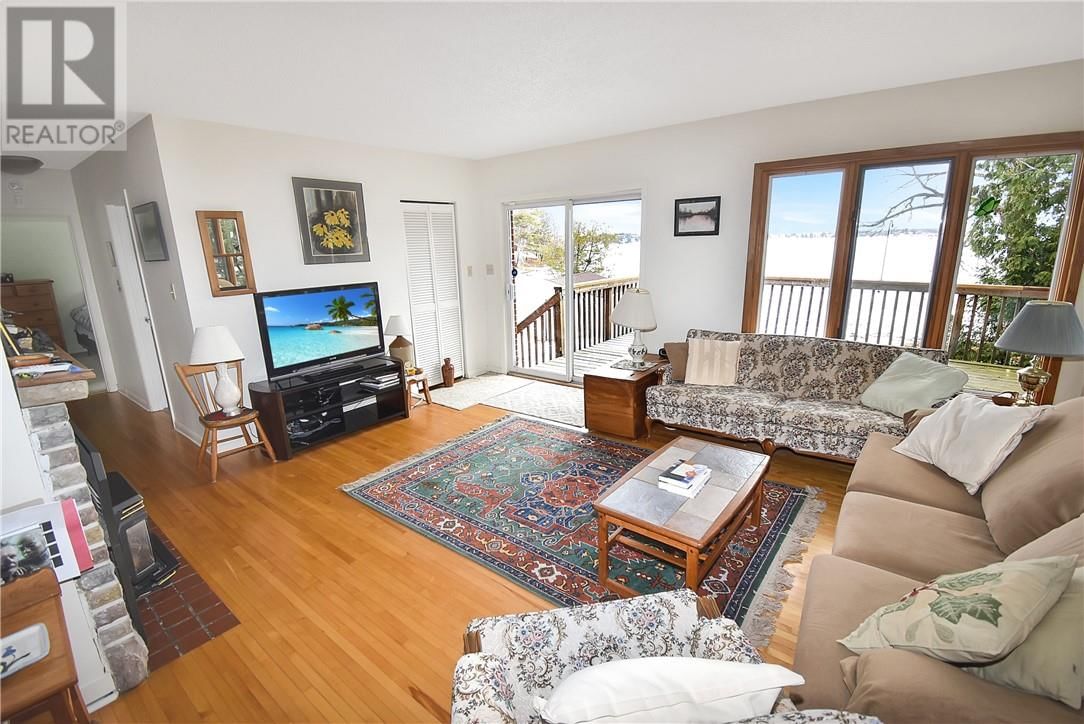 488 LAKE POINT CRT Image 16